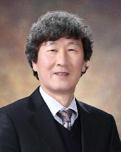 장극윤